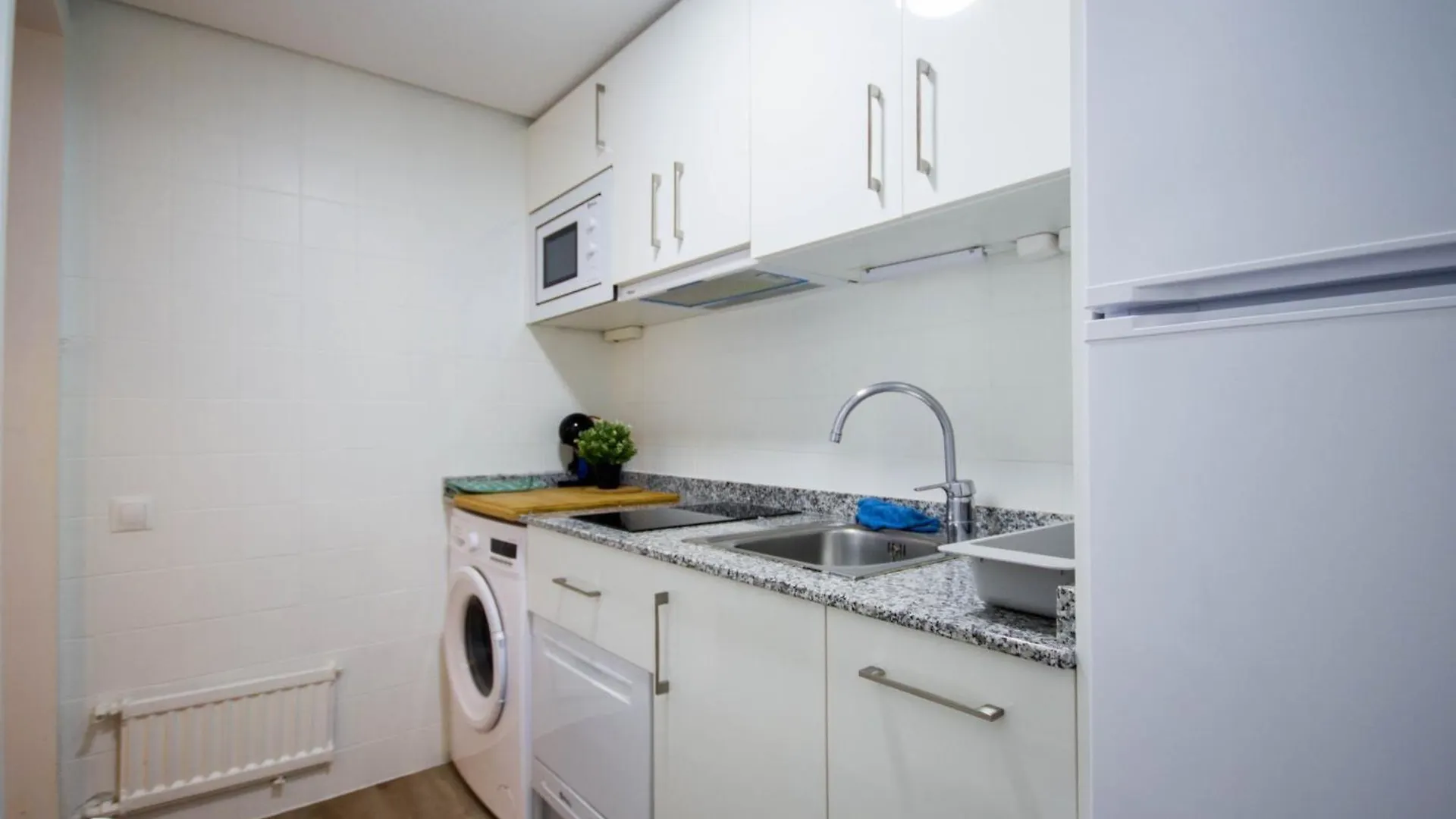 Apartment Sol Timor - Aloha Puerto - Costa Del Sol Stay Apartamentos Privados - Playa Carihuela - Torremolinos -